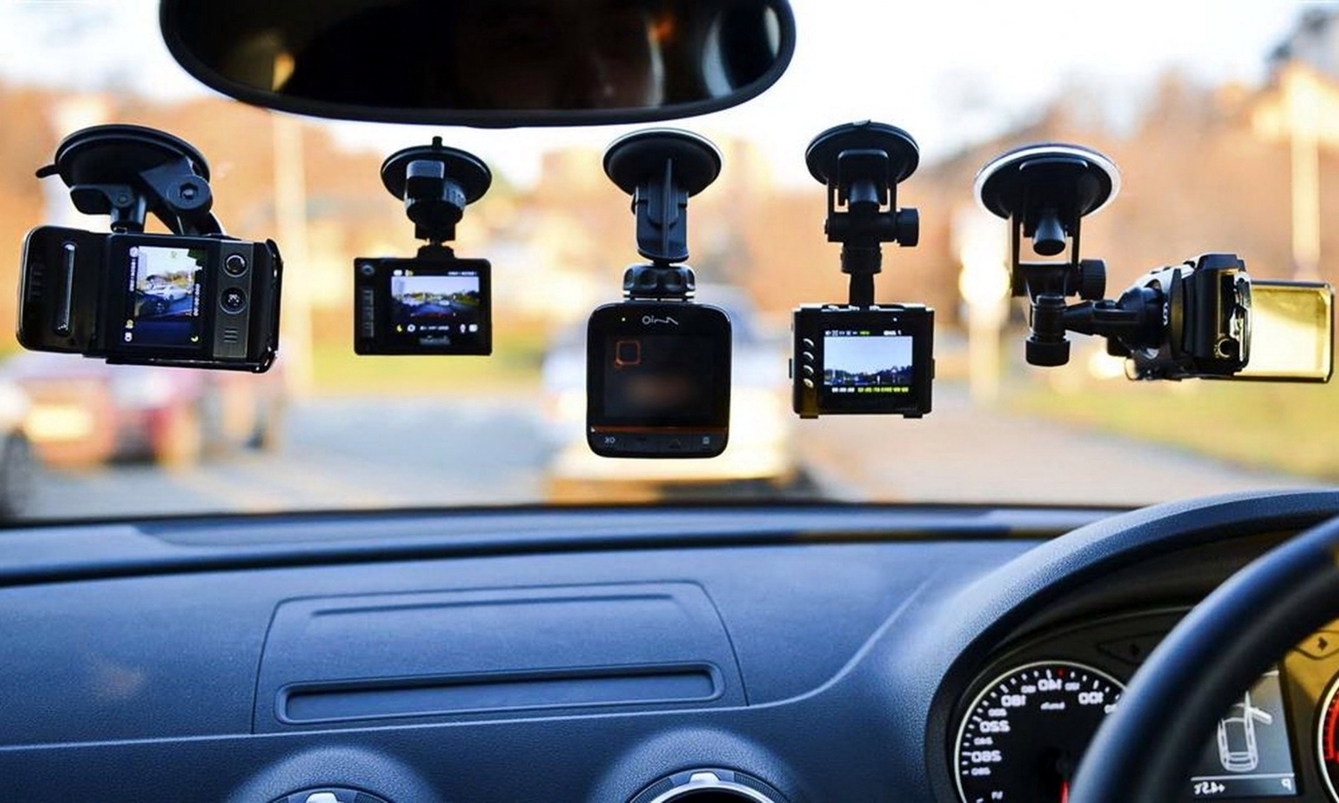 <span style="font-weight: bold;">ВИДЕОРЕГИСТРАТОР </span>